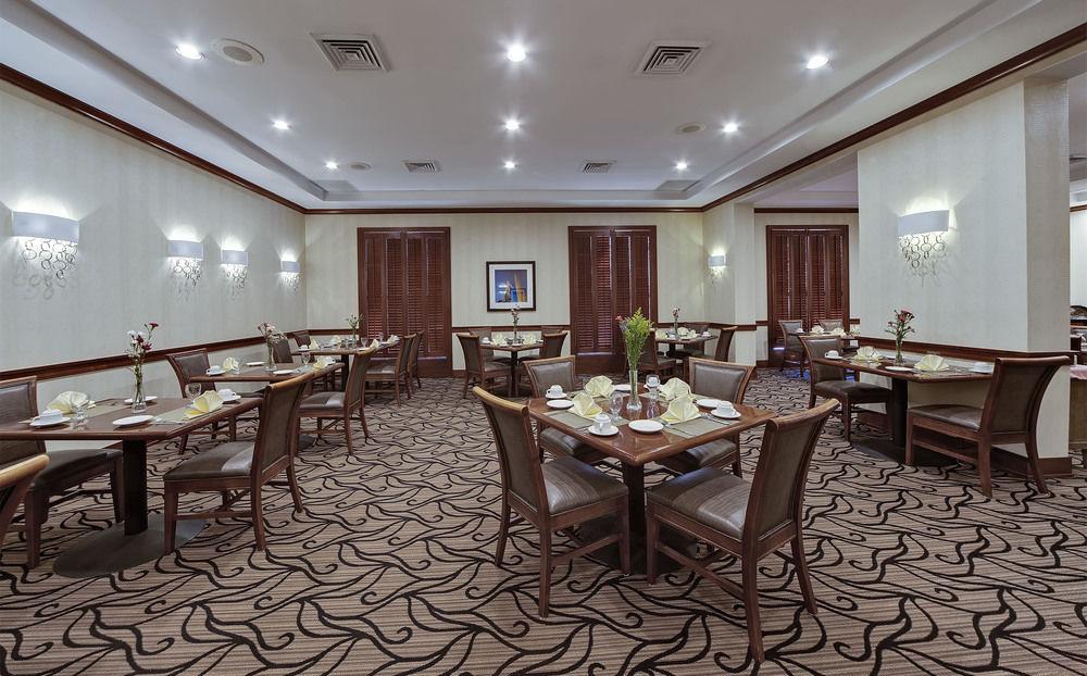 Doubletree By Hilton Boston Logan Airport Chelsea Hotel Exterior foto